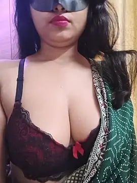 Snapshot of mahi69a chatting on 06.23.26 mahi69a online show from 06.23.26