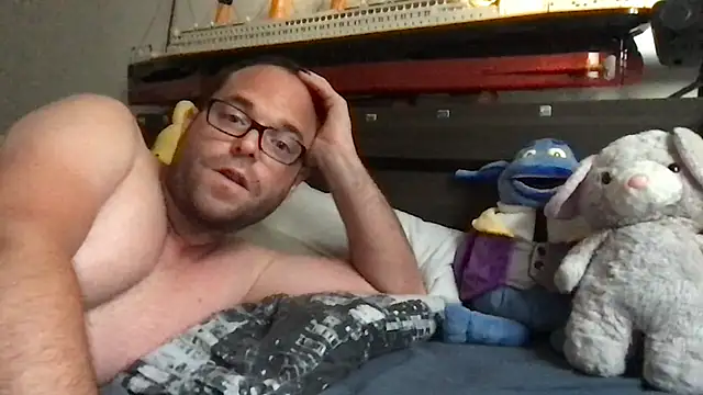 Funnyjul31 online show from 05.29.26