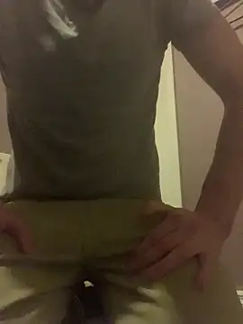 Snapshot of hunkiefend21 chatting on 01.26.25 hunkiefend21 online show from 01.26.25