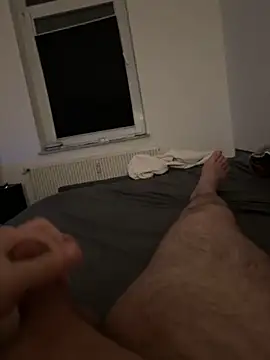 Mo 2003 online show from 02.06.25