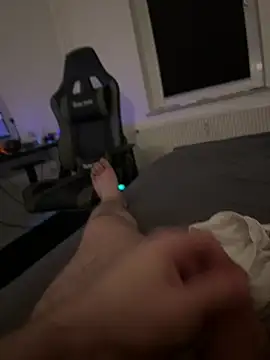 Mo 2003 online show from 02.08.25