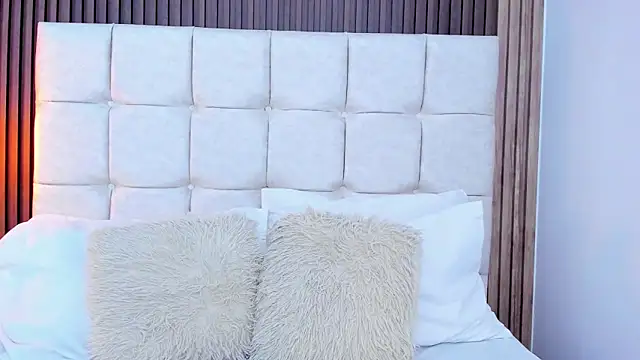 Ariana greenblat online show from 03.24.26