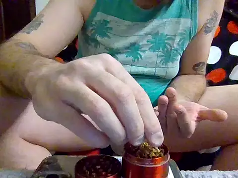 Snapshot of lebaneeseguy chatting on 11.03.25 lebaneeseguy online show from 11.03.25