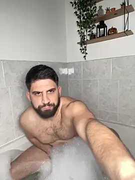 Snapshot of lucas_kazimm chatting on 02.10.25 lucas kazimm online show from 02.10.25