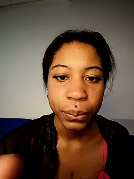 Zaira Rose  online show from 02.21.26