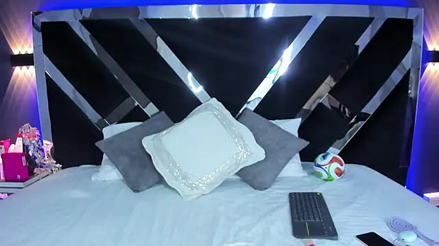 CandyLuxury   online show from 07.18.26