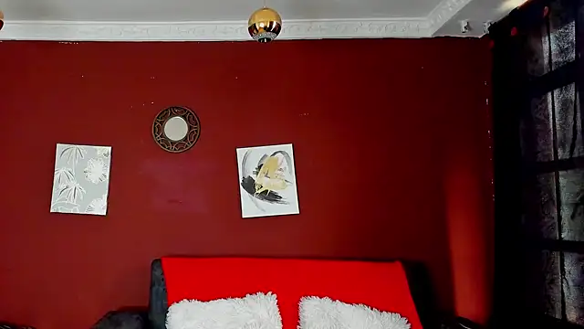 Snapshot of SOPHI_WOLFF chatting on 03.12.25 SOPHI WOLFF online show from 03.12.25