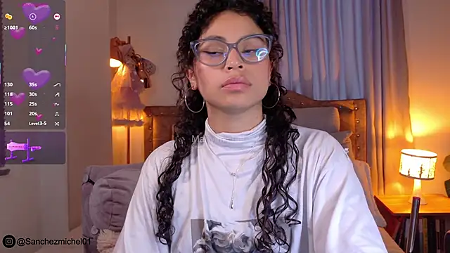 Marivimichel1 online show from 11.14.25