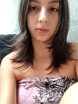 Maiden-Hot online show from 02.14.26