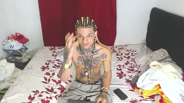 hot man05 online show from 02.19.25