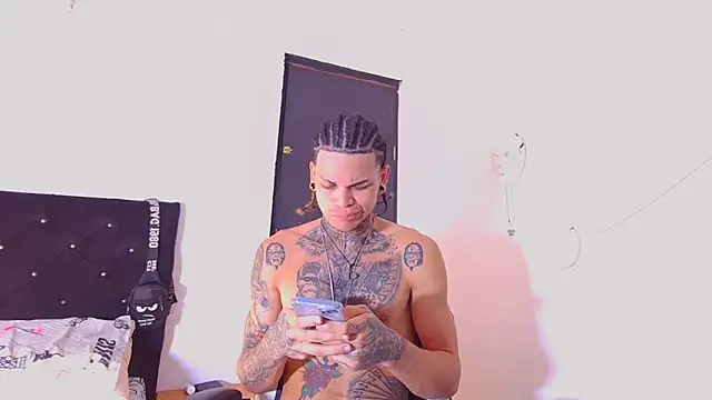 hot man05 online show from 01.10.26