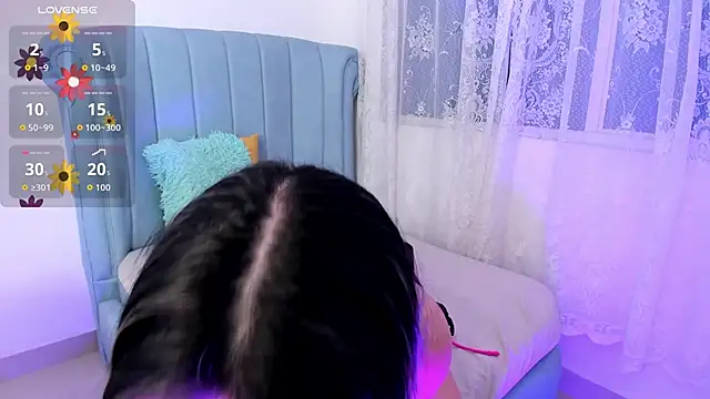 BlondieCutee online show from 11.10.25