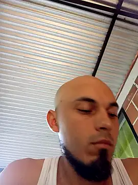 Snapshot of Jean18060 chatting on 10.08.25 Jean18060 online show from 10.08.25