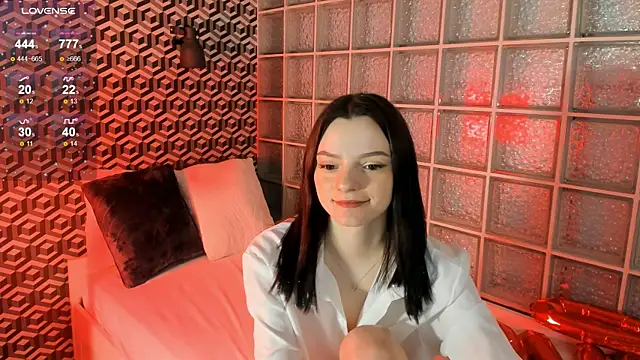 Snapshot of CaseyCraig chatting on 02.20.25 CaseyCraig online show from 02.20.25