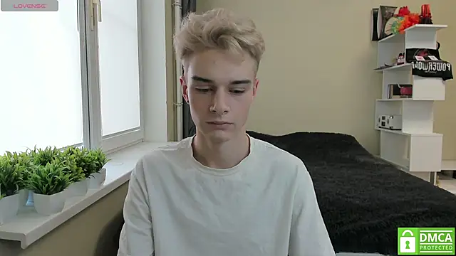 Snapshot of avegothy- chatting on 03.11.25 avegothy- online show from 03.11.25