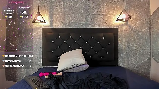 Snapshot of emberhodson chatting on 03.04.25 emberhodson online show from 03.04.25