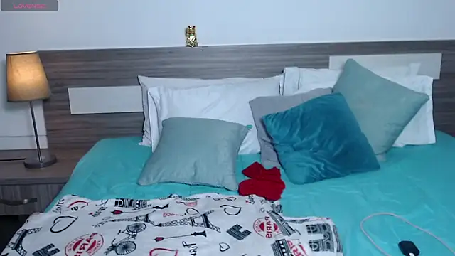 Liiamthompson online show from 02.01.26