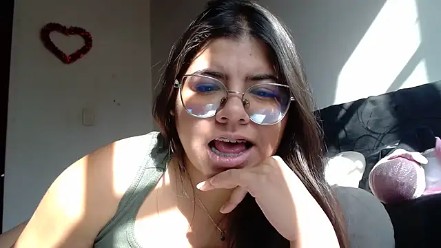 viccky vick online show from 10.23.25