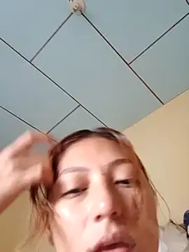 Little Saori online show from 11.24.25