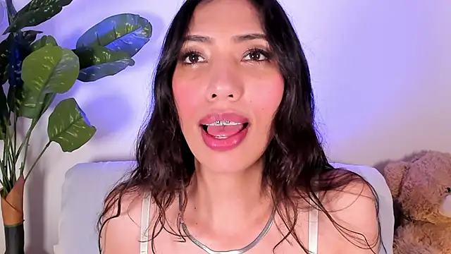 Miss veronicaa2 online show from 04.23.26
