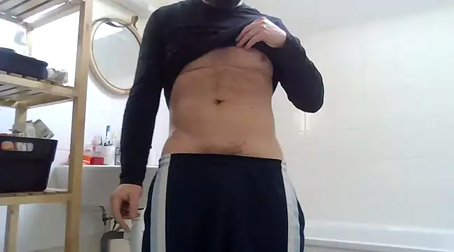 Snapshot of Zer_oki chatting on 03.08.25 Zer oki online show from 03.08.25