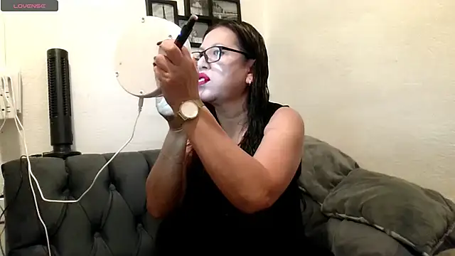 Snapshot of MirandaLatinaLovely chatting on 04.25.26 MirandaLatinaLovely online show from 04.25.26