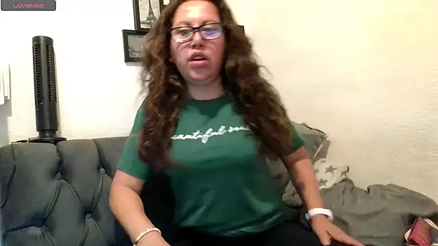 Snapshot of MirandaLatinaLovely chatting on 05.26.26 MirandaLatinaLovely online show from 05.26.26