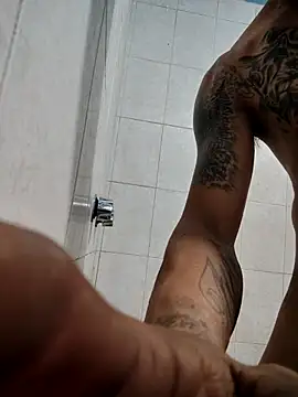 Snapshot of Fo05go chatting on 02.18.26 Fo05go online show from 02.18.26