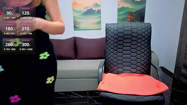 Mira Whites online show from 01.17.26