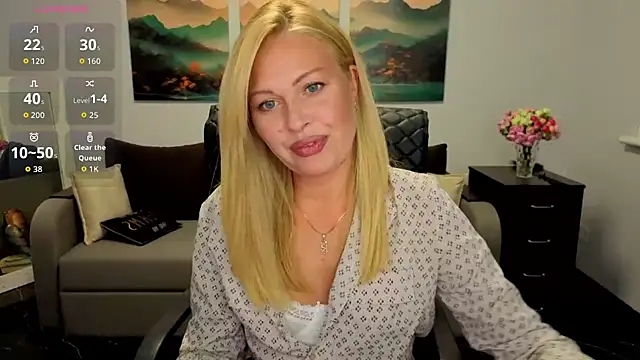 Snapshot of Mira_Whites chatting on 07.29.26 Mira Whites online show from 07.29.26