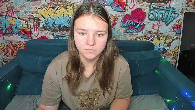 Snapshot of Jenny_Jimmy chatting on 12.16.25 Jenny Jimmy online show from 12.16.25