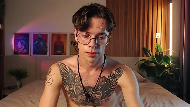 William Henry  online show from 04.14.26