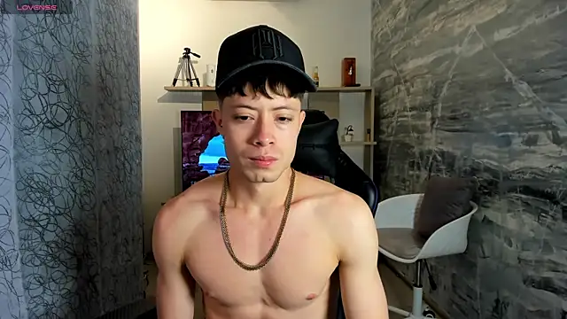 marcuscollins1  online show from 02.12.26