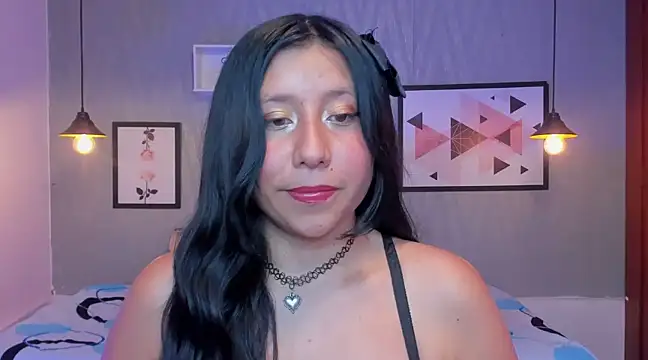 Snapshot of Nohemi_louse chatting on 02.20.25 Nohemi louse online show from 02.20.25