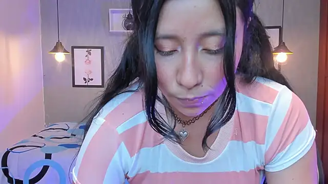 Snapshot of Nohemi_louse chatting on 03.20.25 Nohemi louse online show from 03.20.25