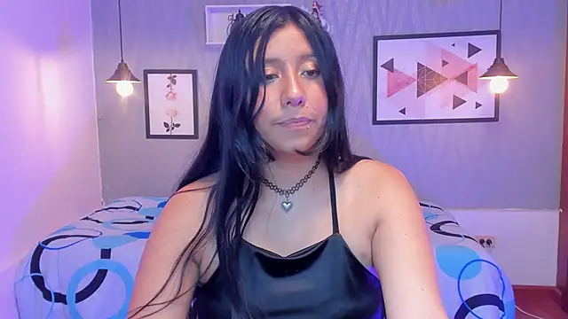 Snapshot of Nohemi_louse chatting on 03.22.25 Nohemi louse online show from 03.22.25