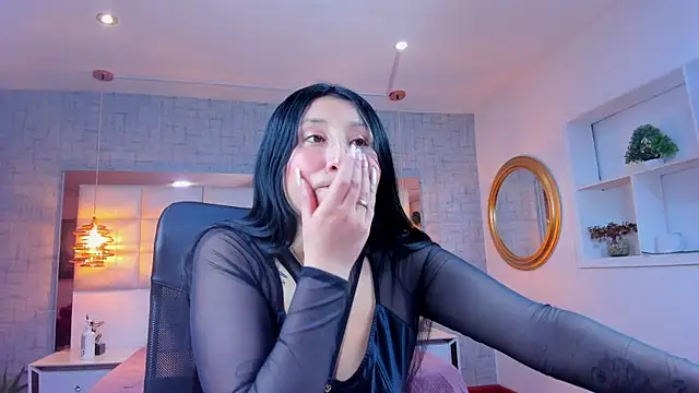 Nohemi louse online show from 07.28.26