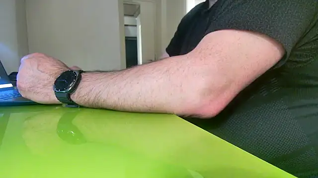 Snapshot of fuocovivo4 chatting on 03.05.25 fuocovivo4 online show from 03.05.25