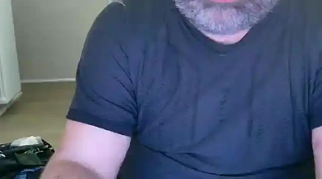 Snapshot of fuocovivo4 chatting on 03.13.25 fuocovivo4 online show from 03.13.25