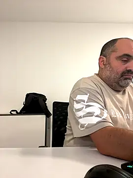 Snapshot of fuocovivo4 chatting on 09.12.25 fuocovivo4 online show from 09.12.25