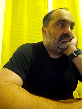 Snapshot of fuocovivo4 chatting on 11.06.25 fuocovivo4 online show from 11.06.25