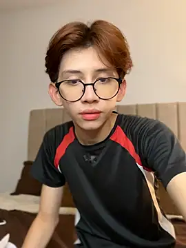 Snapshot of jacob_and_sam chatting on 11.09.25 jacob and sam online show from 11.09.25