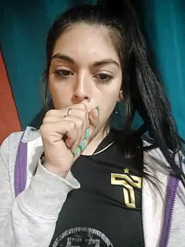 Snapshot of LAMISMALUCI chatting on 10.02.25 LAMISMALUCI online show from 10.02.25