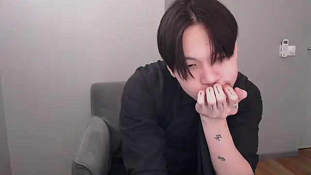 Snapshot of just_gay_ chatting on 02.21.25 just gay online show from 02.21.25