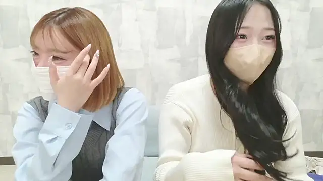 REI 00o00 LOVE online show from 04.25.26