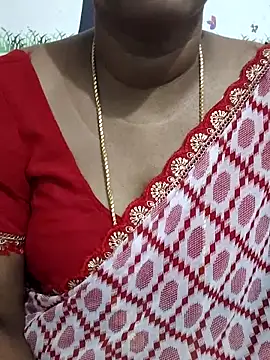 Snapshot of Tamil_Meera12 chatting on 05.13.26 Tamil Meera12 online show from 05.13.26