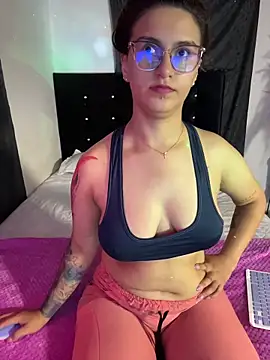 Emma Giraldo online show from 06.18.26