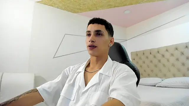 JhoanLeandro online show from 09.14.25