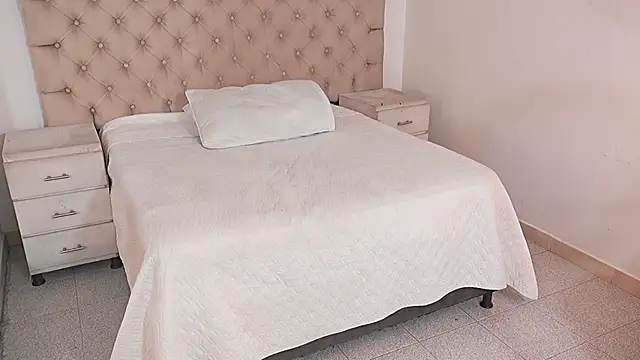 JhoanLeandro online show from 02.08.26