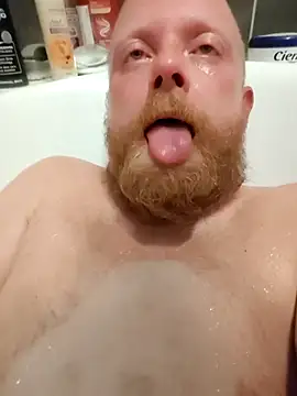 Snapshot of bouraktom6 chatting on 10.10.25 bouraktom6 online show from 10.10.25